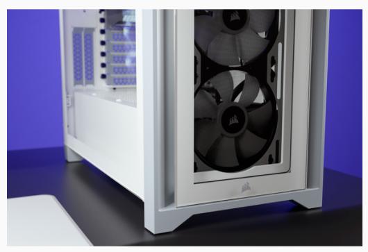 Produktbild Corsair iCUE 4000X RGB Mid-Tower White-Gehäuse aus gehärtetem Glas (ATX, mATX, Mini-ITX, E-ATX)