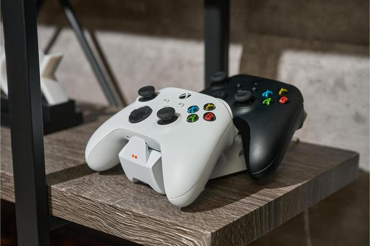 Actual product image PowerA The Charging Station is for XBOX Series X | S / One keypads (Xbox Series X, Xbox Series S, Xbox One S)