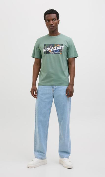 Actual product image Jack & Jones Jjhawaii Shape Tee Ss Crew Neck Ln (M)