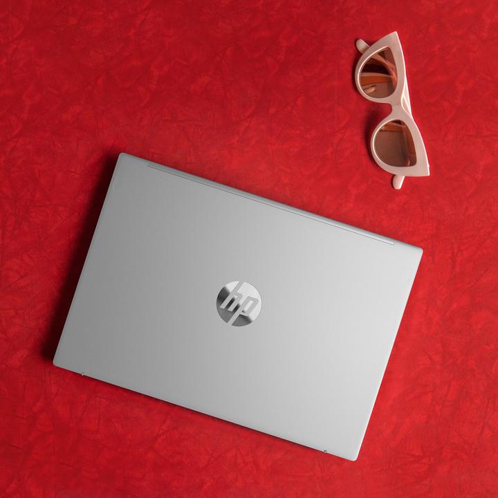 Produktbild HP Pavilion Aero 13-be2075ng (13.30", AMD Ryzen 7 7735U, 16 GB, 1000 GB, DE)