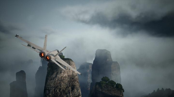 Produktbild Bandai Namco Ace Combat 7: Skies (Switch, Switch Lite, Switch OLED)