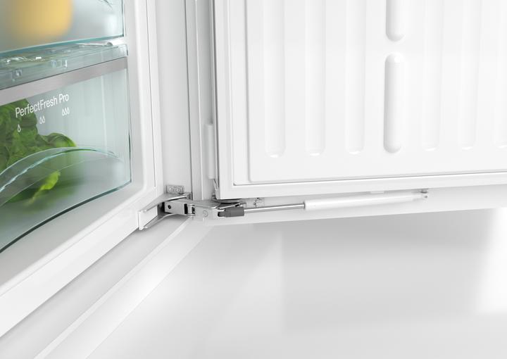Produktbild Miele KFN 37682 iD Li (248 l)