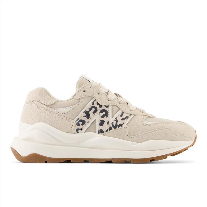 Image du produit New Balance W5740APB (40)