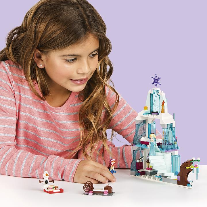 Image du produit LEGO Le palais de glace magique d'Elsas gelé (43172, LEGO Disney)