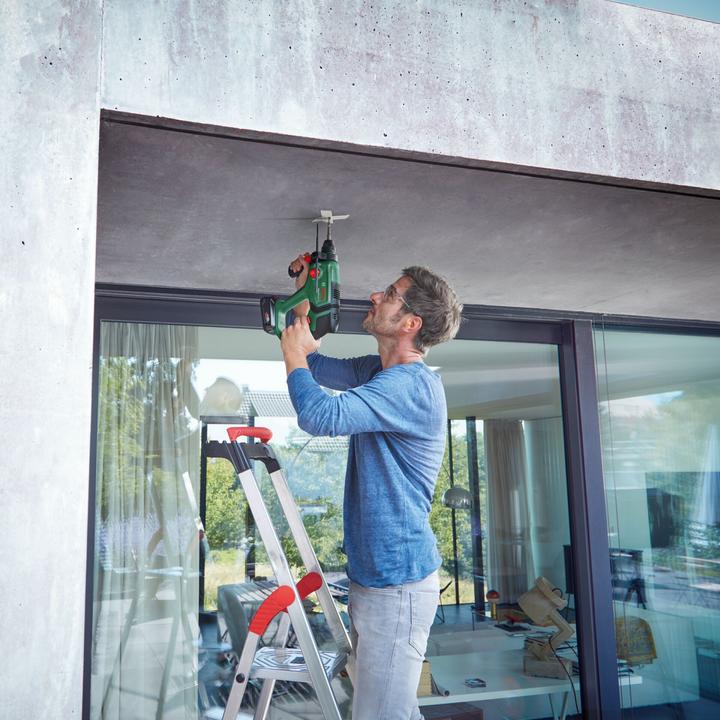 Produktbild Bosch Home & Garden UniversalHammer 18V (Akkubetrieb)
