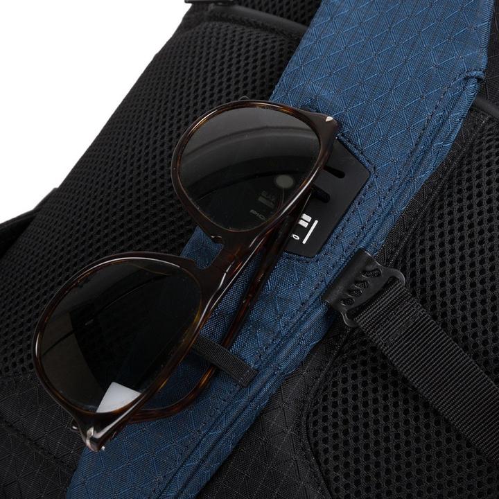 Produktbild Piquadro Laptoprucksack mit iPad Fach und Diebstahlsicherung Blau/Gelb (25.50 l)