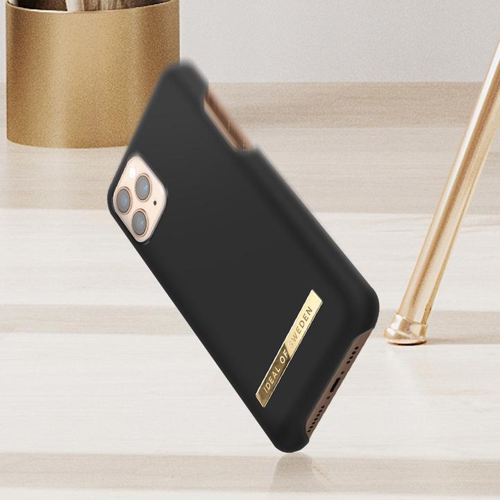 Produktbild iDeal Of Sweden Matte Black (Apple iPhone 11 Pro)
