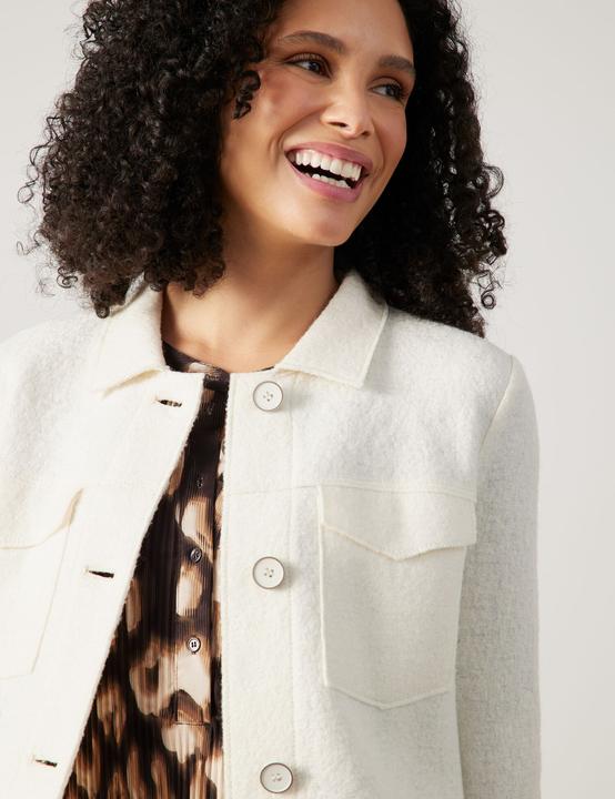 Produktbild Gerry Weber Kastige Blazerjacke in Bouclé-Optik Blazer Langarm gefüttert - 63296 (42)
