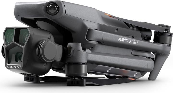 Produktbild DJI Mavic 3 Pro Fly More Combo inkl. RC (43 min, 958 g, 48 Mpx)