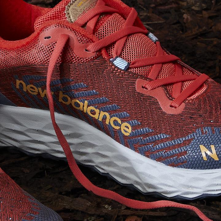 Produktbild New Balance Fresh Foam Hierro V6 (43)