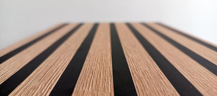 Produktbild Schildmeyer Ekko Regalablage mattweiss / Akustikplattenoptik (80 x 17.5 x 16 cm)