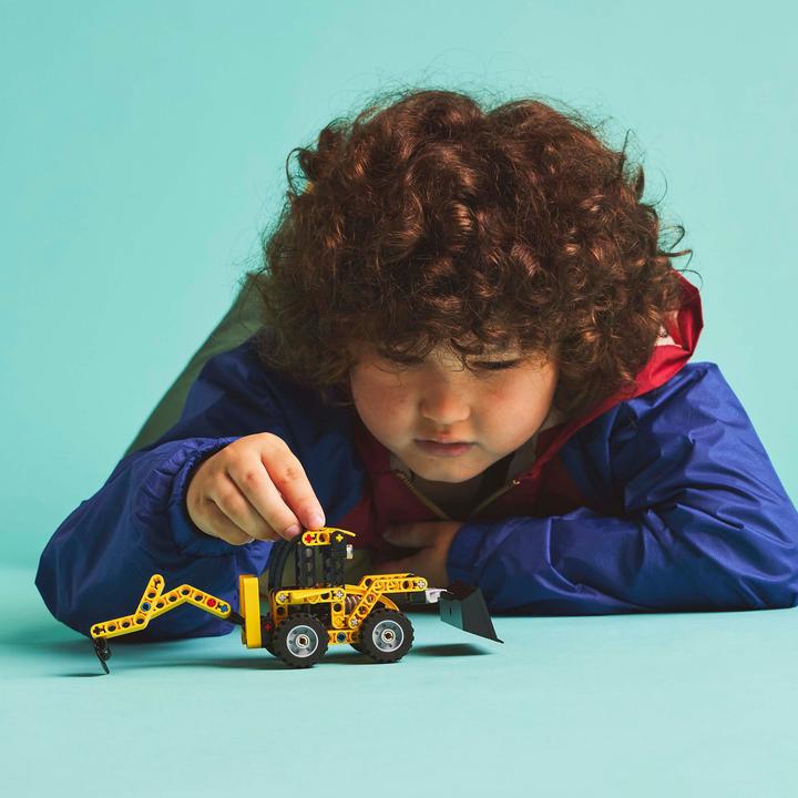 Actual product image LEGO Baggerlader (42197, LEGO Technic)
