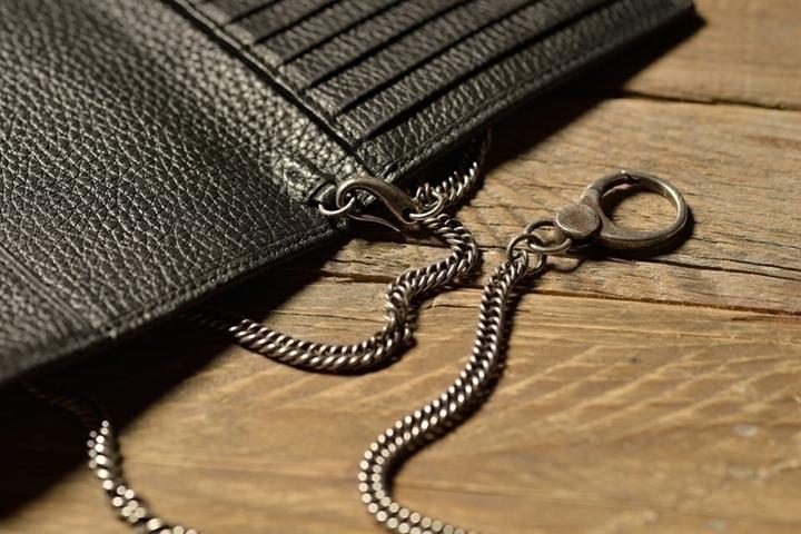 Produktbild Barber Shop Passport Etui, genarbtes braunes Leder