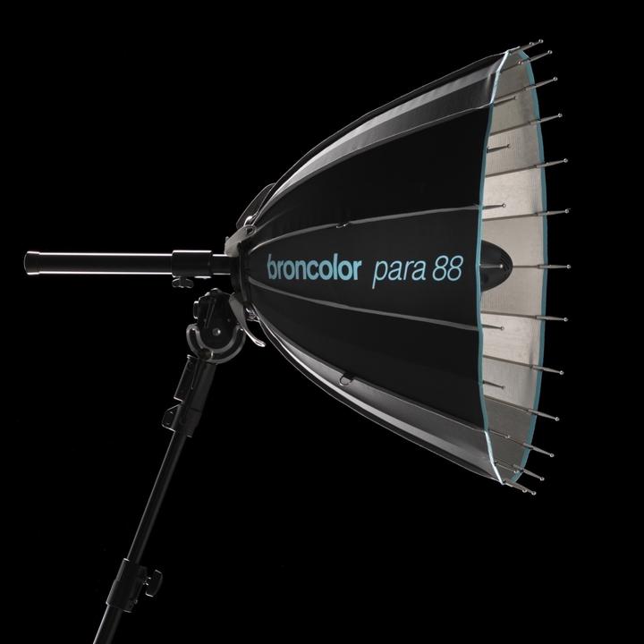 Actual product image Broncolor Move 1200 L Outdoor Para Kit (Flash unit battery)