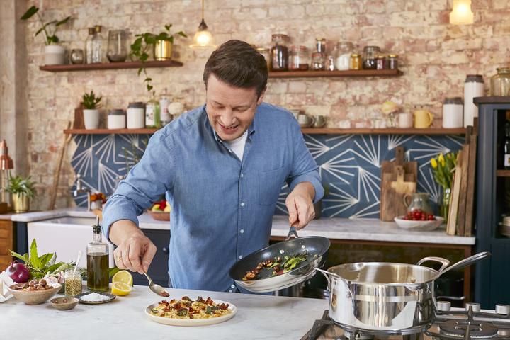Actual product image Tefal Jamie Oliver Cook Smart pan set (24/28 cm) (28 cm, Frying pan, Pan set + pot set, Stainless steel)