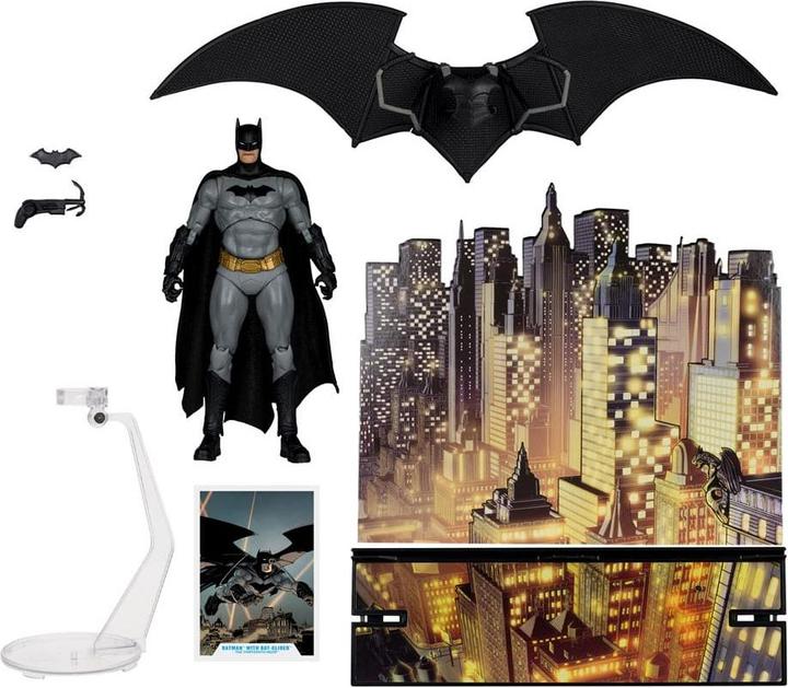 Immagine prodotto McFarlane Figura d'azione del Multiverso DC Batman con Bat-Glider (La Tredicesima Ora) (Etichetta Oro) 18 cm