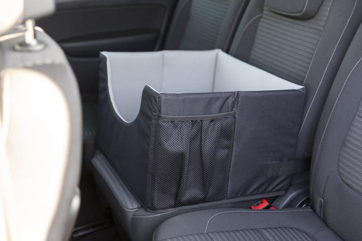 Actual product image Trixie Car Seat 45 × 28 × 40 cm, Black/Grey (Dog, Foldable)