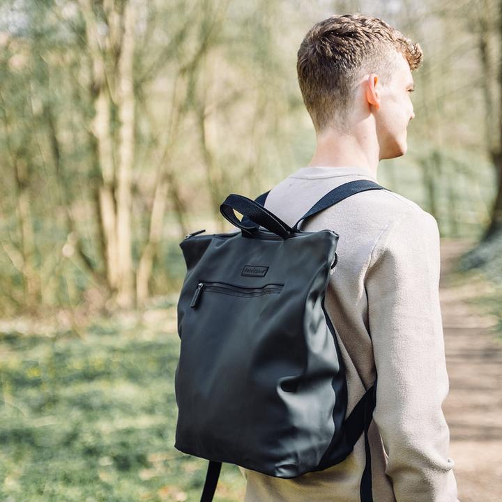 Produktbild Done by Deer Wickelrucksack schwarz