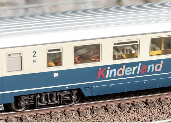 Actual product image Trix H0 23143 H0 Set of 2 passenger coaches Fern Express FD 1980 Königssee of the DB Set 2 (Track H0)