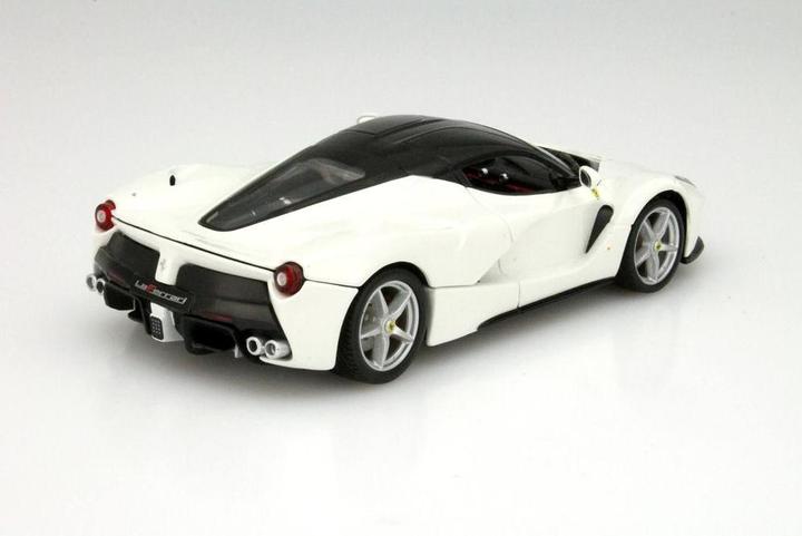 Actual product image Bburago R&P LaFerrari