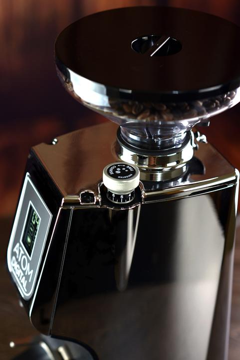 Actual product image Eureka Atom 75 Digital
