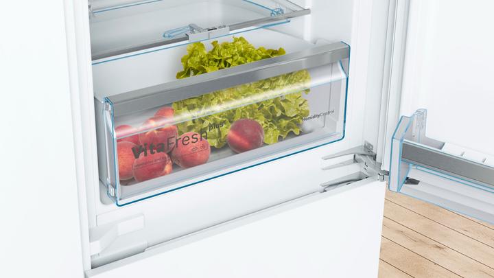 Actual product image Bosch Hausgeräte KIS87AFE0 (272 l)