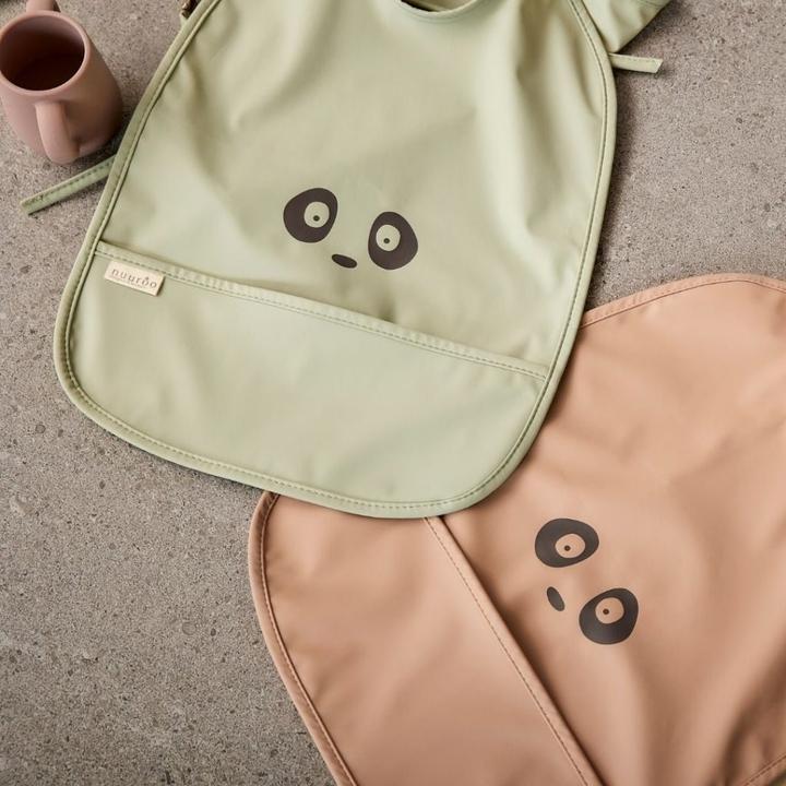 Produktbild Nuuroo Ida Bib Coated Light green - Panda
