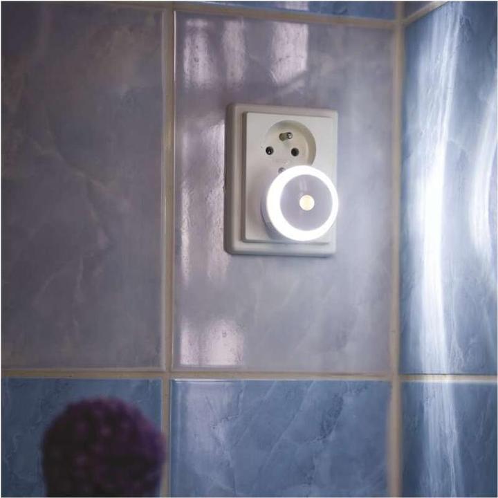 Actual product image Emos LED night light P3306, light sensor, mains operated