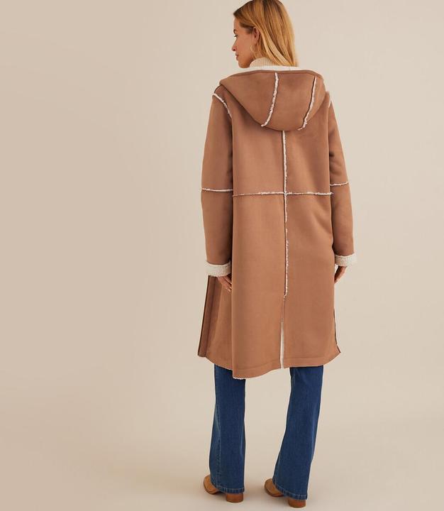 Produktbild Anne Weyburn Kapuzenmantel aus Lammfell-Imitat (50)