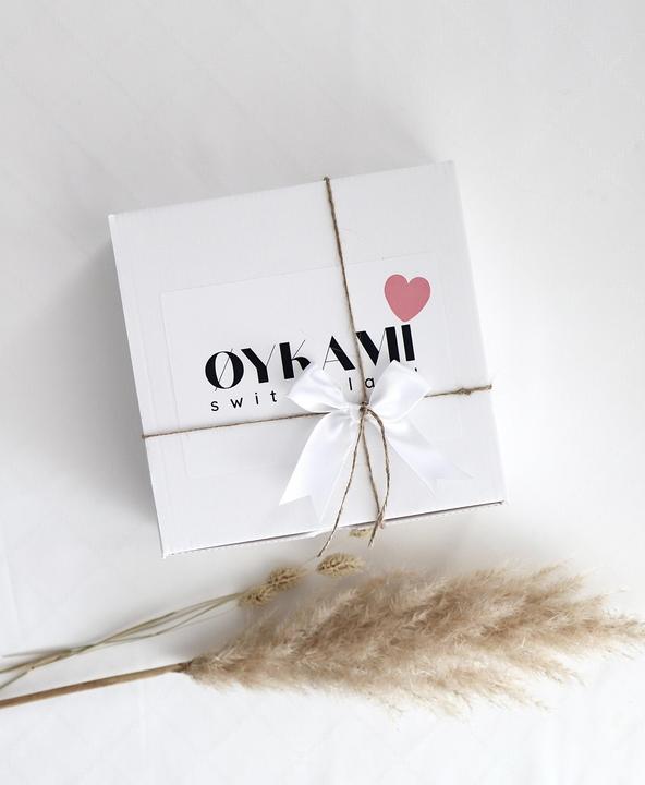 Actual product image Oykami Geschenkbox Mädchen "Einhorn Kosmetiktasche"