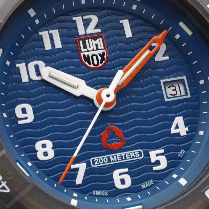 Image du produit Luminox Eco Series 8900 (Montre analogique, 46 mm)
