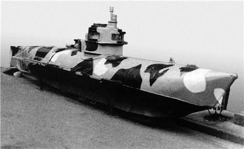 Actual product image Italeri Beaver Midget Submarine