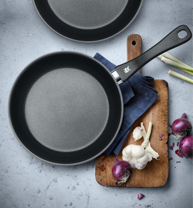 Image du produit WMF Ensemble de manches (28 cm, Ensemble de casseroles et de poêles de cuisson, Acier inoxydable)