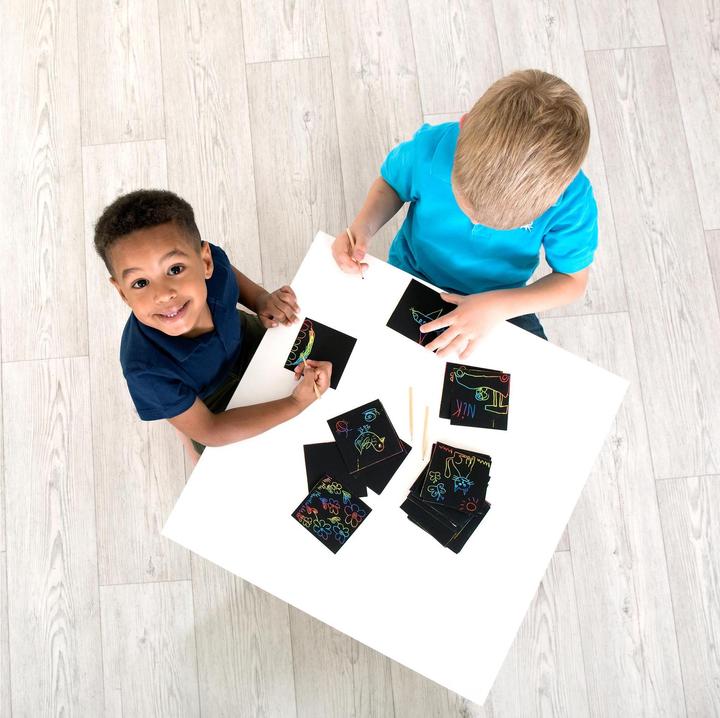 Actual product image Beleduc Creating Arts (200 sheets & 24 pens)