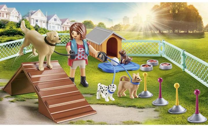 Actual product image Playmobil Gift set- dog trainer (70676, Playmobil City Life)