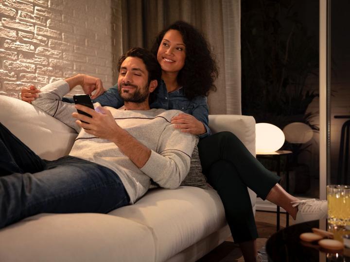 Immagine prodotto Philips Hue Tonalità Bianco Ambiente BT (GU10, 5 W, 350 lm, 2 x, G)