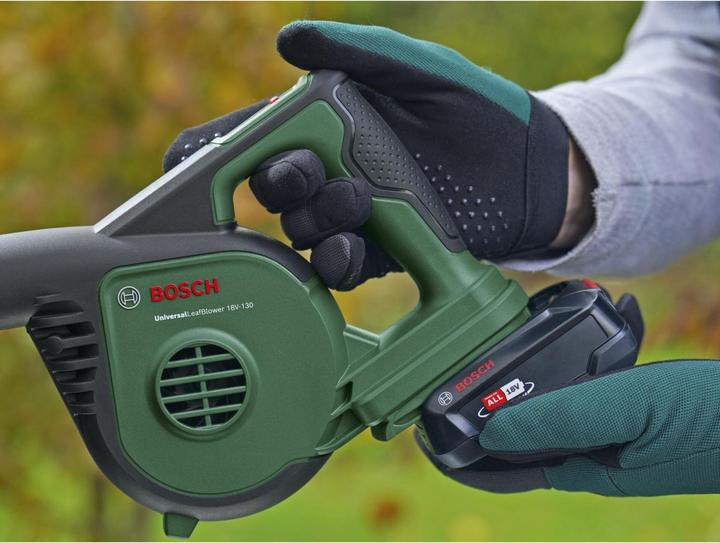 Produktbild Bosch Home & Garden Universal (Akkubetrieb, Laubbläser)