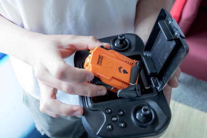 Produktbild Revell RC Quadrocopter Pocket Drone (7 min, 59 g)