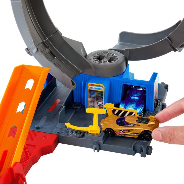 Produktbild Hot Wheels City Nemesis Bat vs Tire Shop