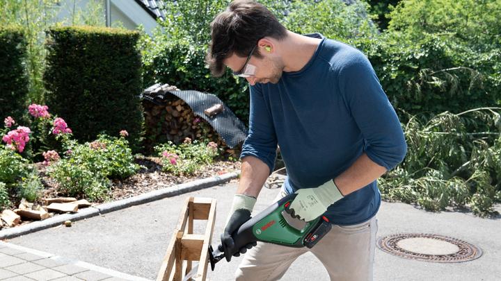 Produktbild Bosch Home & Garden AdvancedRecip 18