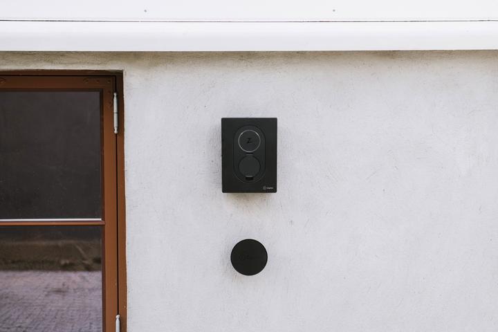 Productafbeelding Zaptec GO Wallbox, 22KW, Stopcontact, 4G, Asfaltzwart (Type 2, 22 kW, 32 A)