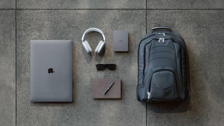 Actual product image LaCie Mobile Drive Secure (4 TB)