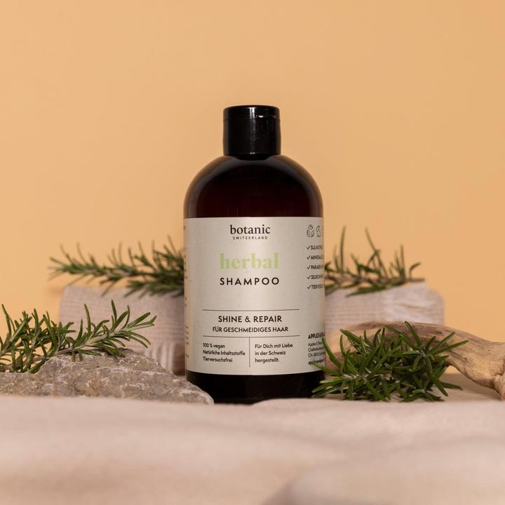 Image du produit Botanic Switzerland herbal | Shampoo für geschmeidiges Haar (500 ml, Shampoing liquide)