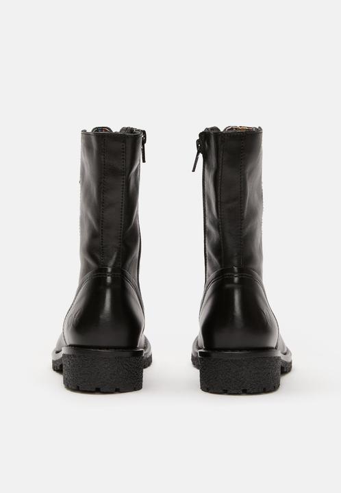 Actual product image Felmini CASTER B501, the timeless lace-up boot from, is characterised by an elegant combination of a (37)