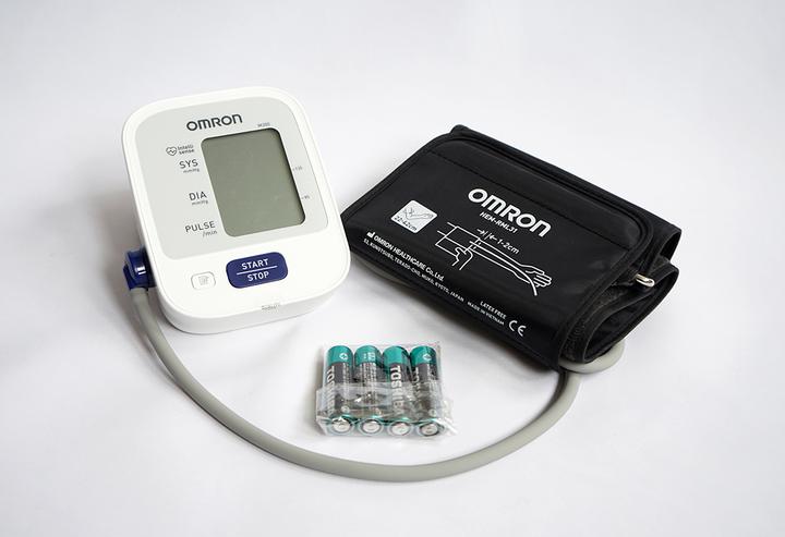 Produktbild Omron M300 Oberarm-Blutdruckmessgerät (Blutdruckmessgerät Oberarm)