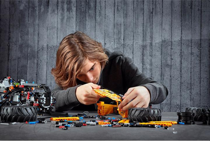 Actual product image LEGO All wheel Xtreme off-road vehicle (42099, LEGO Technic)