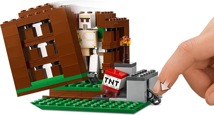 Produktbild LEGO Der Plünderer-Aussenposten (21159, LEGO Minecraft)