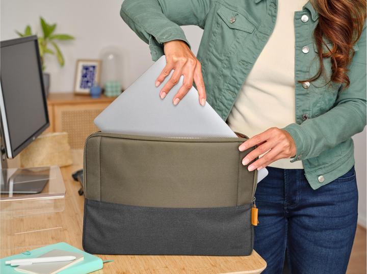 Actual product image Trust Lisboa 16in Laptop Sleeve Green (16", Universal)