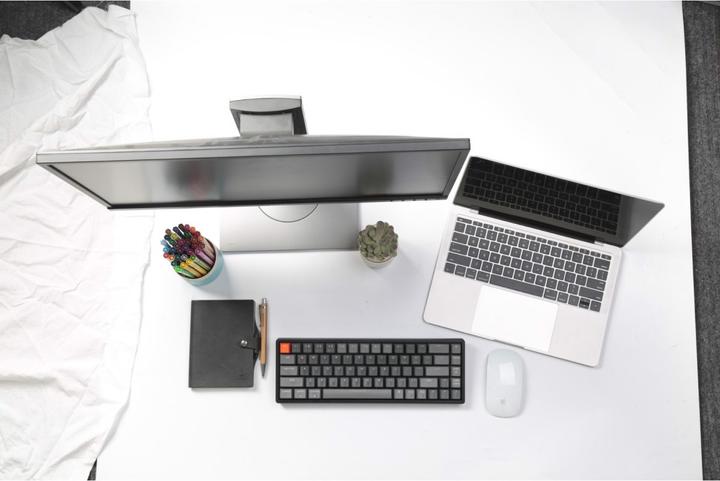 Image du produit Keychron K6 (CH, Filaire, Sans fil)