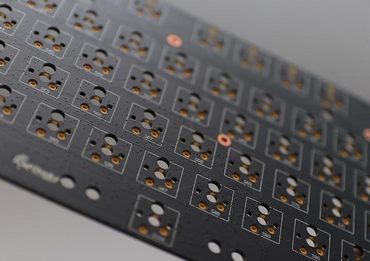 Produktbild Ducky One 3 Aura White Mini Gaming Tastatur, RGB LED - Kailh Jellyfish Y (US) (US, Kabelgebunden)